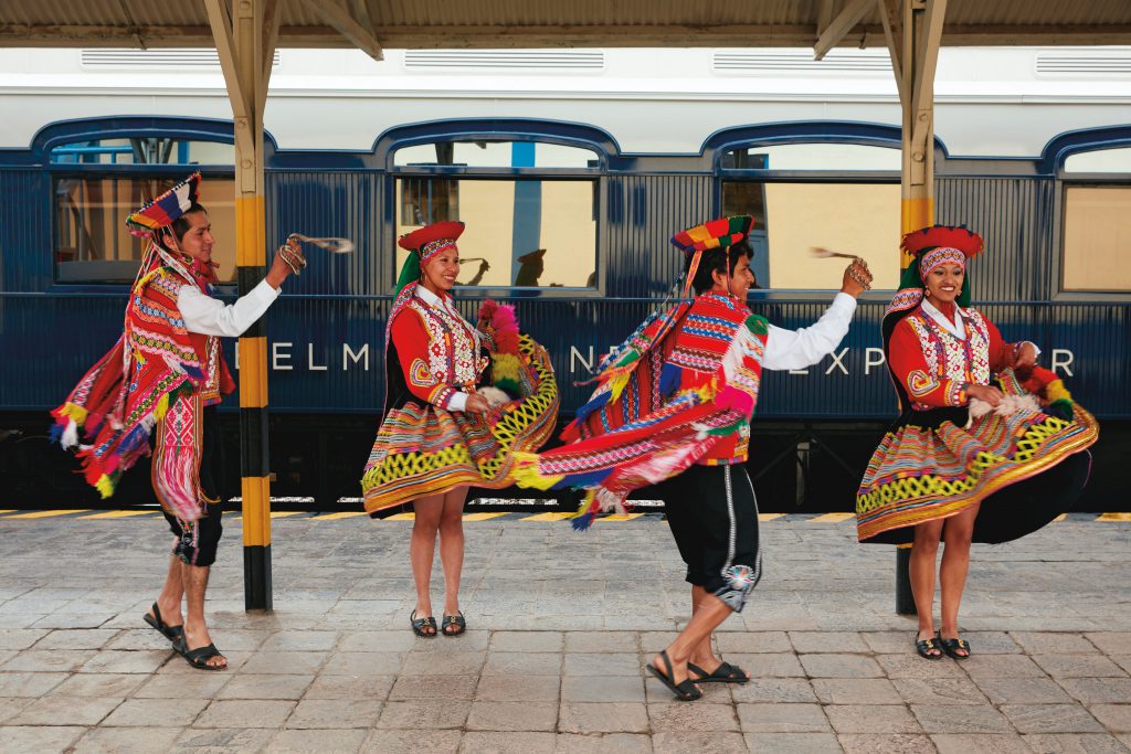 Folkloric show andean Explorer