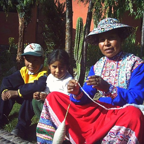 Local family in Yanque - Colca Valley