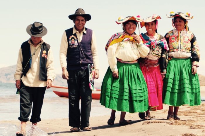 Discover Local Life on Lake Titicaca, Fully Immerse Yourself in Vibrancy