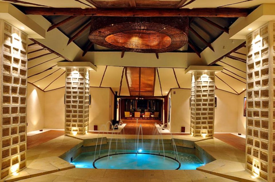 Where to Stay in Uyuni: Is It Worth Staying in Town or Better in Colchani?